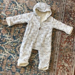 H&M baby Sherpa onesie with clouds print